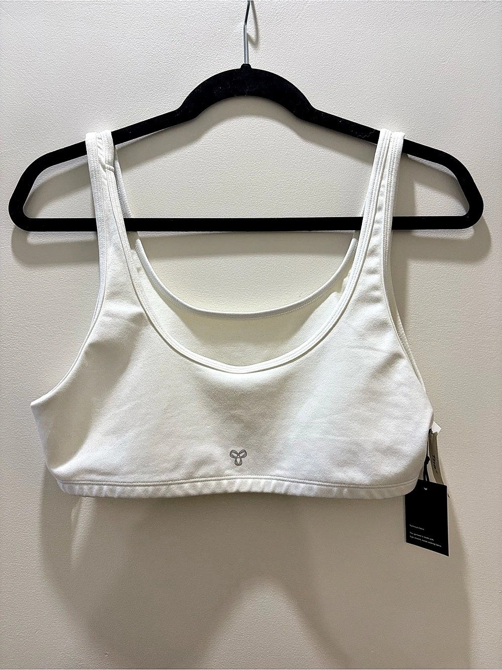 Tna TnaLIFE Top White Sports Bra Size M